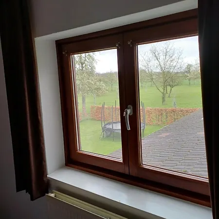 De Peerdstal Holiday home Bunde